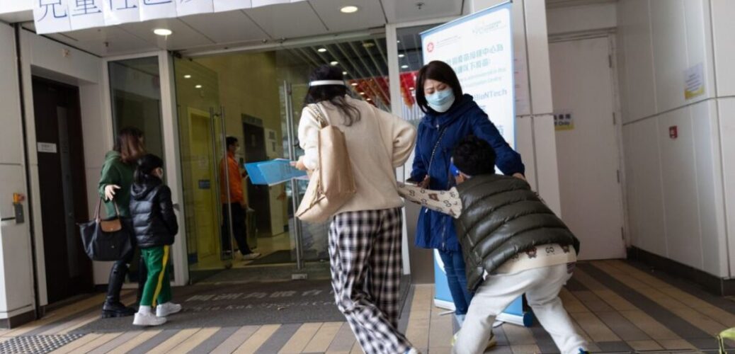 20220623_復必泰｜醫院藥劑師學會贊同接種年齡降至6個月　惟需先購兒童劑